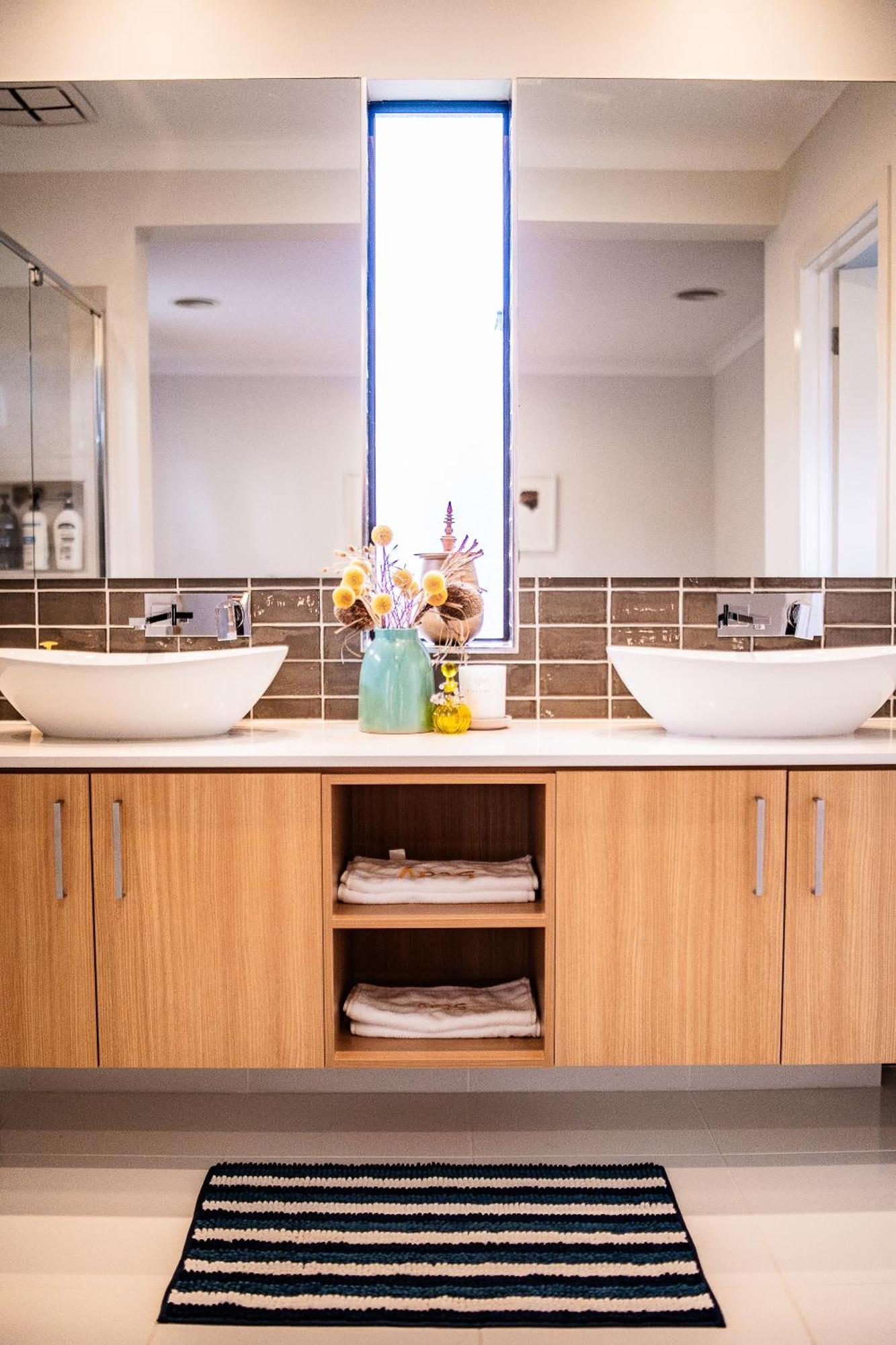 Stayau 4Br Designer Home In Knox Wantirna South エクステリア 写真